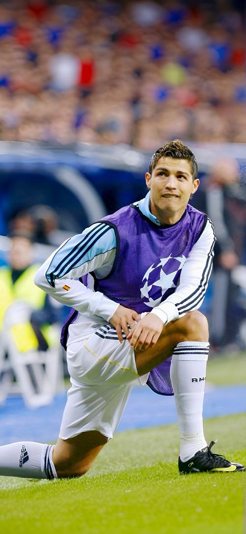 马雷斯卡：埃斯特旺肌肉小伤将缺战纽卡，感激球迷现场支持我（马雷斯卡：埃斯特旺肌肉轻伤将缺席对纽卡之战，感谢球迷到场支持）